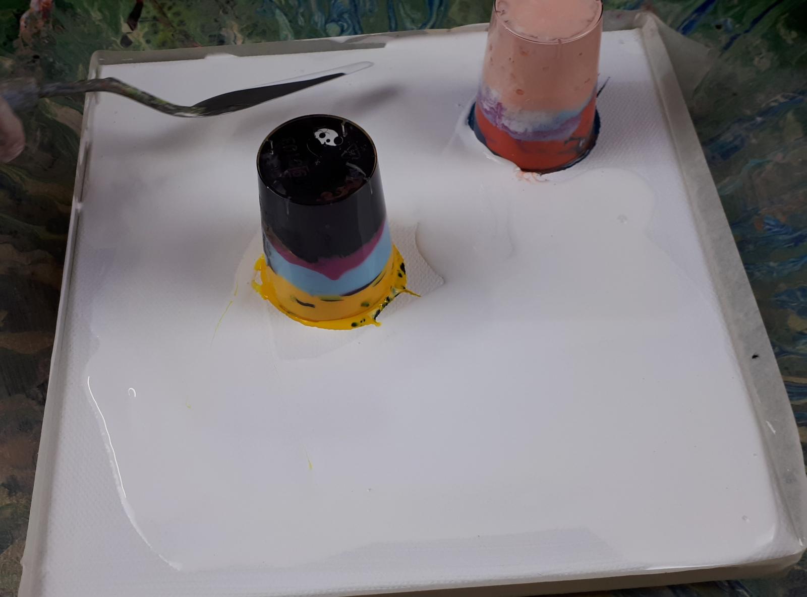technique pouring flip and drag painturoo.art 4