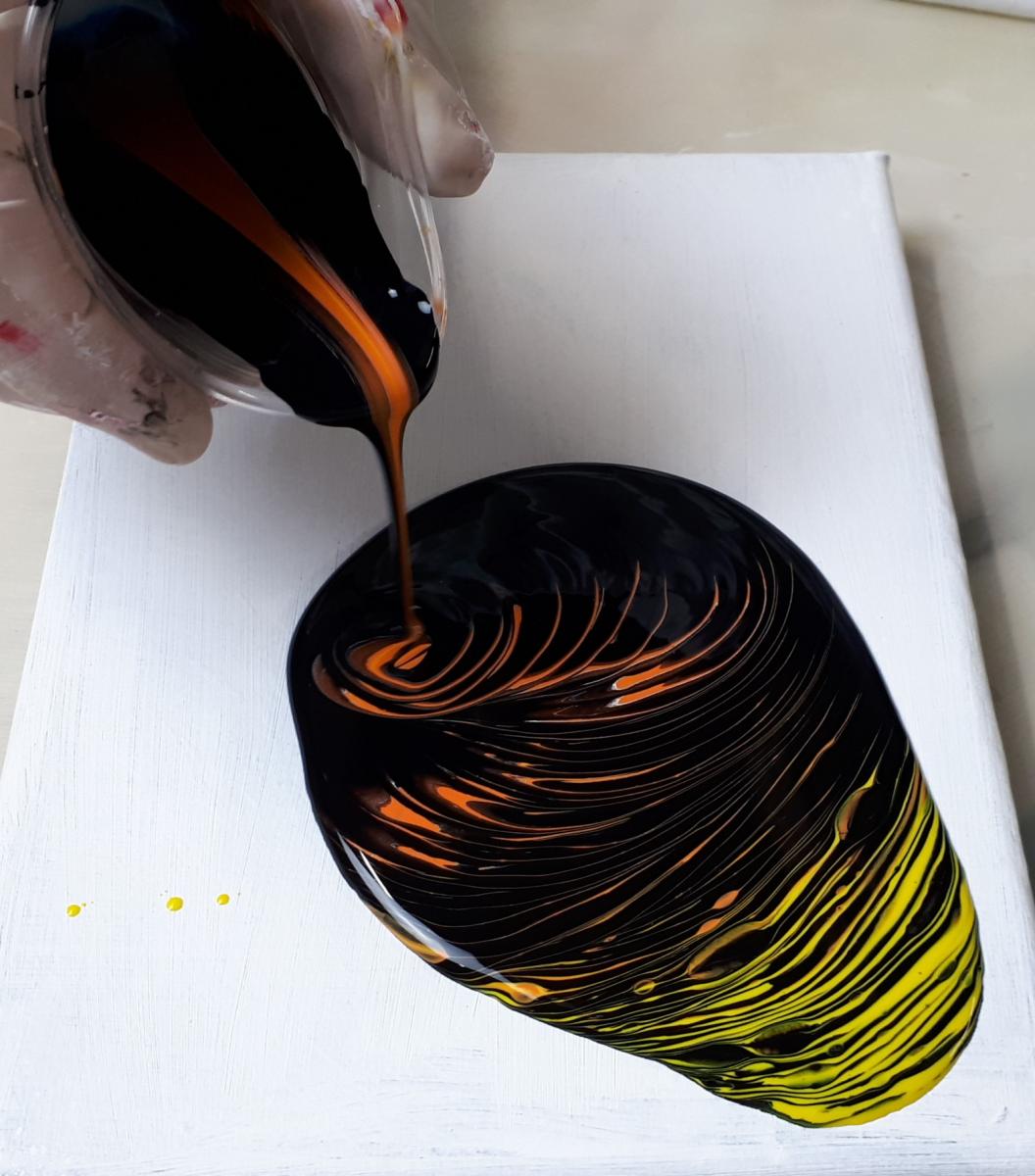 technique pouring travelling ring pour painturoo.art 4