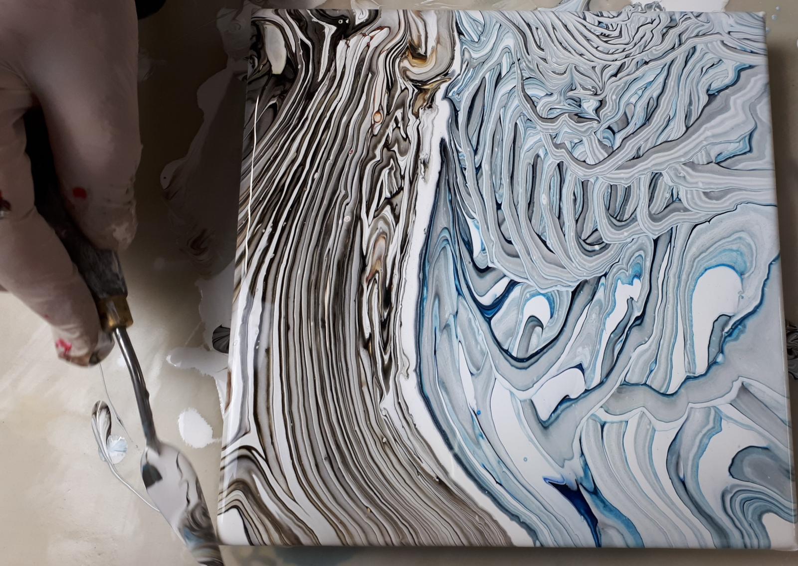 pouring Wing Pour painturoo.art 6