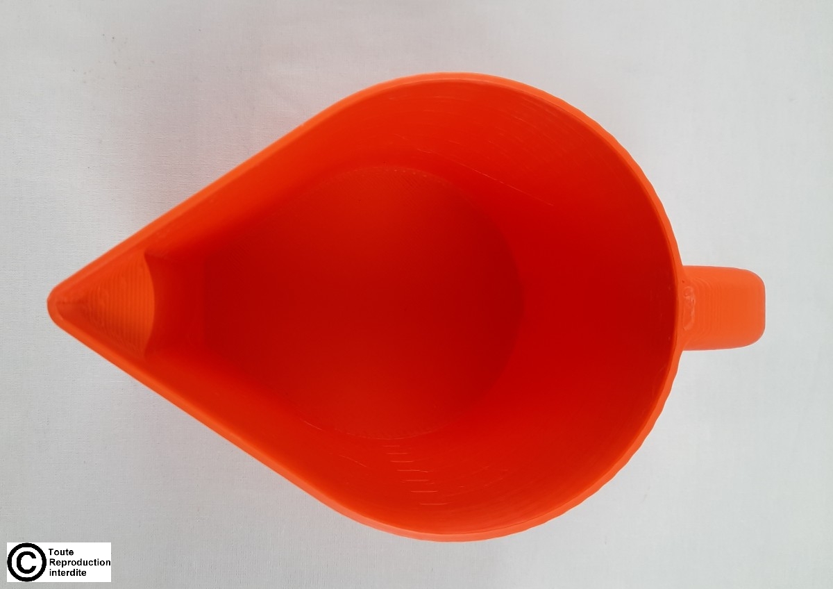 Tasse pouring à  compartiment unique, idéale pour les  techniques de coulée acrylique split cup, swirl cup, dirty pour, flip cup ou kiss pour avec 2 tasses. 1