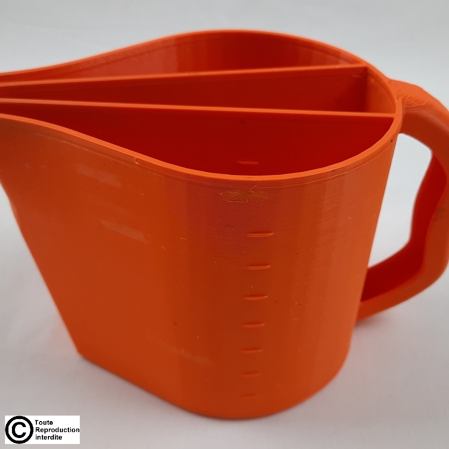 Tasse split cup pouring à 3 compartiment 70 cl / 24 oz avec 3 becs verseurs, idéale pour les  techniques de coulée acrylique split cup, swirl cup, dirty pour, flip cup ou kiss pour, tree ring ribbons, etc... 